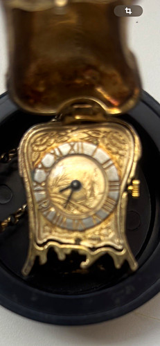 Raro orologio con ciondolo