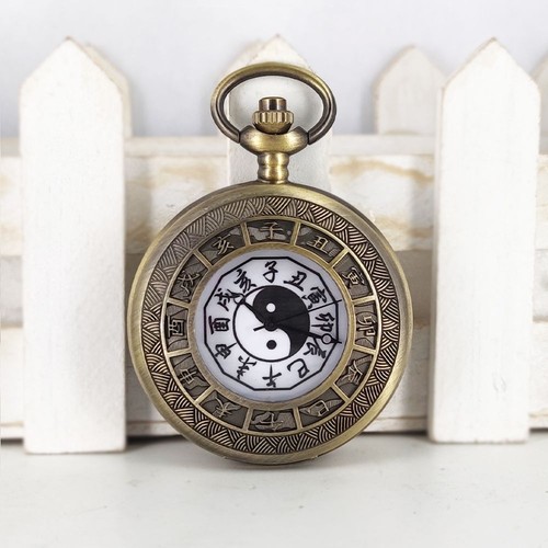 Collana con ciondolo orologio