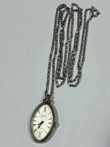 Orologio vintage con ciondolo